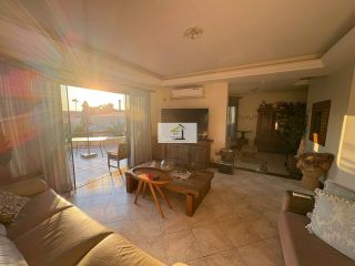 Residência Exclusiva de Alto Padrão em Frente ao Mar – Santo Antônio de Lisboa, Florianópolis