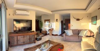 Residência Exclusiva de Alto Padrão em Frente ao Mar – Santo Antônio de Lisboa, Florianópolis