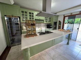 Residência Exclusiva de Alto Padrão em Frente ao Mar – Santo Antônio de Lisboa, Florianópolis