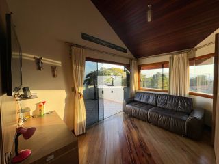 Residência Exclusiva de Alto Padrão em Frente ao Mar – Santo Antônio de Lisboa, Florianópolis