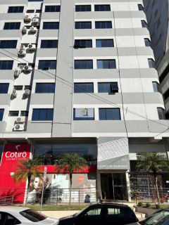 Sua Oportunidade no Coração do Kobrasol: Sala Comercial no Edifício Quefren à Venda