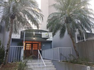 Lindo apartamento de 01 quarto em excelente localização em Coqueiros.