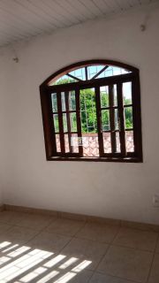Ótima casa de 02 quartos em excelente localização no Kobrasol