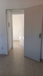 Ótima casa de 02 quartos em excelente localização no Kobrasol