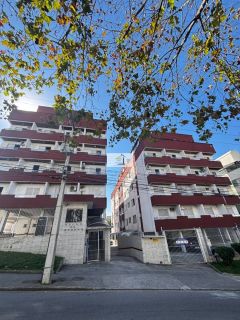 Excelente apartamento de 3 quartos com garagem proximo da UFSC