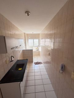 Excelente apartamento de 3 quartos com garagem proximo da UFSC