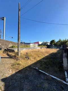 Terreno Plano com 336m² à Beira da BR-101 – Frente ao Viaduto de Forquilhas!