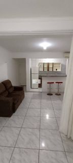 Linda Kitinete semi mobiliada com excelente localização no Kobrasol