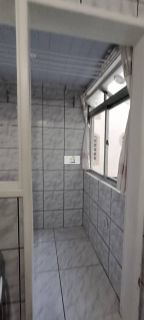 Linda Kitinete semi mobiliada com excelente localização no Kobrasol