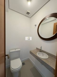 Apartamento 2 Suítes, Sacada com Churrasqueira, e garagem no Kobrasol – Excelente Localização