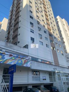 Apartamento de 03 quartos mobiliado ideal pra quem busca localização e comodidade