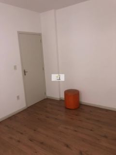 Apartamento de 03 quartos mobiliado ideal pra quem busca localização e comodidade