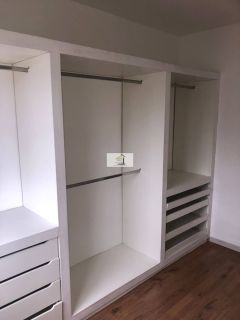 Apartamento de 03 quartos mobiliado ideal pra quem busca localização e comodidade