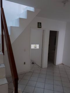 Excelente casa com otima localizada no Kobrasol