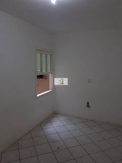 Excelente casa com otima localizada no Kobrasol