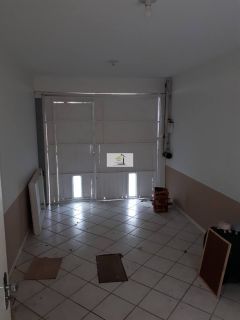 Excelente casa com otima localizada no Kobrasol