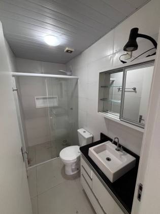 Lindo apartamento mobiliado de 02 quartos com garagem na Palhoça