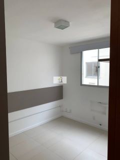 Excelente apartamento semi mobiliado em condomínio fechado no bairro Areias