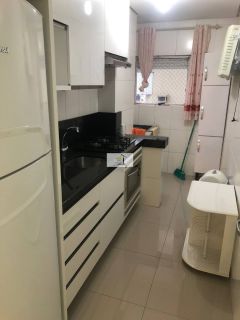 Apartamento de 2 quartos mobiliado bem localizado no Kobrasol