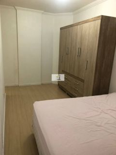 Apartamento de 2 quartos mobiliado bem localizado no Kobrasol