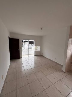Excelente apartamento em Serraria de 02 quartos