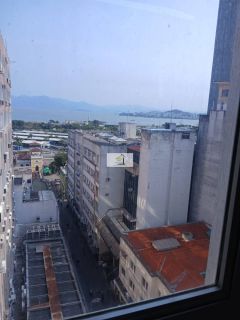 Sala Comercial à venda – Centro de Florianópolis (Rua Felipe Schmidt, Ed. CEISA)