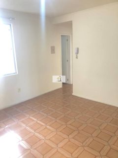 Apartamento com excelente localização de frente ao calçadão do kobrasol
