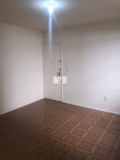 Apartamento com excelente localização de frente ao calçadão do kobrasol
