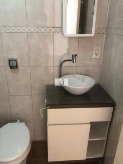 Apartamento com excelente localização de frente ao calçadão do kobrasol