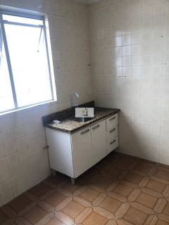 Apartamento com excelente localização de frente ao calçadão do kobrasol
