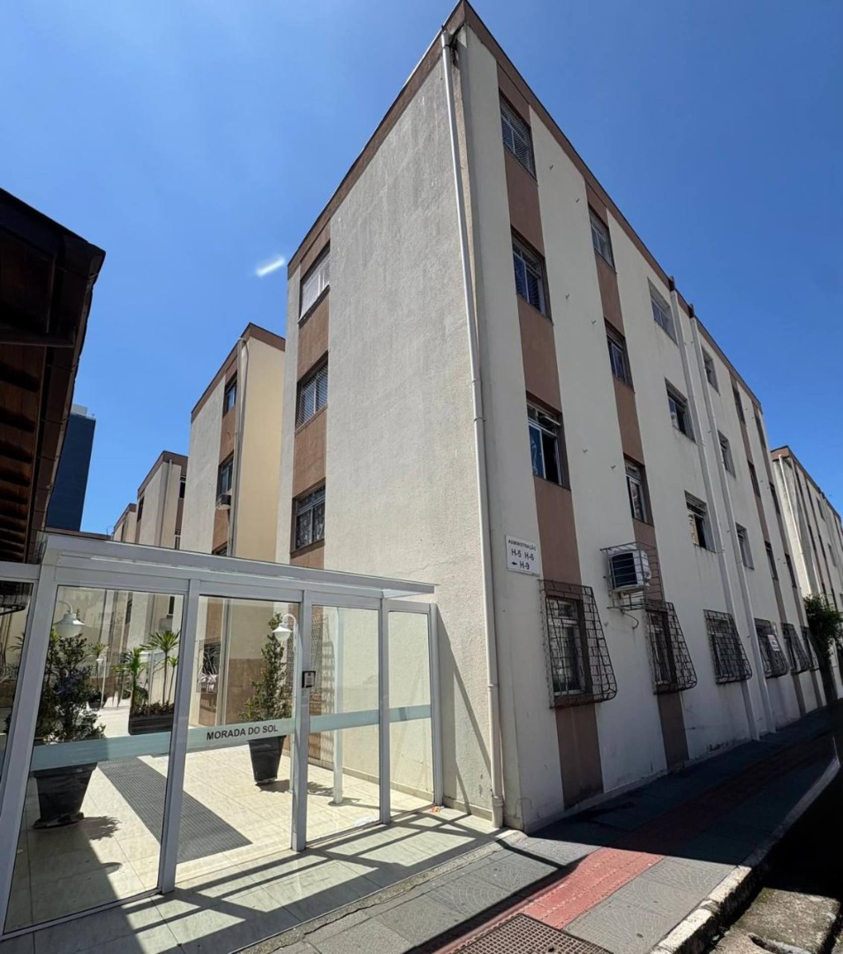 Lindo apartamento TÉRREO á venda - 3 dormitórios / Campinas, São José