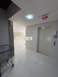 Excelente apartamento p/ LOCAÇÃO/ sacada com churrasqueira e linda vista - Ponta de Baixo, São josé