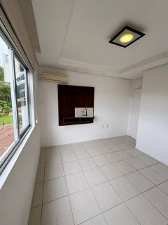 Excelente apartamento p/ LOCAÇÃO/ sacada com churrasqueira e linda vista - Ponta de Baixo, São josé