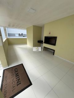 Excelente apartamento p/ LOCAÇÃO/ sacada com churrasqueira e linda vista - Ponta de Baixo, São josé