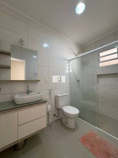 Linda casa à venda em excelente localização no Jardim Atlântico, Florianópolis/SC