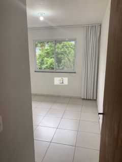 Sobrado em Potecas com 2 Dormitórios, Sacada e Vaga de Garagem - 75m²