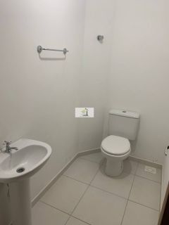 Sobrado em Potecas com 2 Dormitórios, Sacada e Vaga de Garagem - 75m²