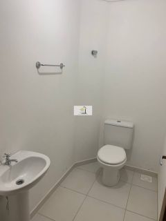 Sobrado em Potecas com 2 Dormitórios, Sacada e Vaga de Garagem - 75m²