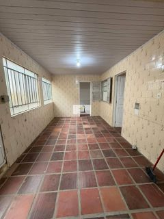 Oportunidade! Casa à venda com 3 dormitórios e quintal espaçoso em Capoeiras, Florianópolis