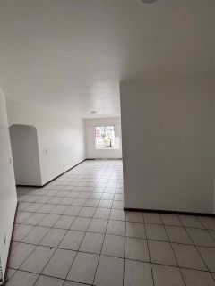 Excelente apartamento no Kobrasol - 2 quartos e ótima localização