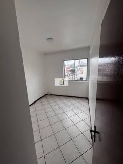 Excelente apartamento no Kobrasol - 2 quartos e ótima localização