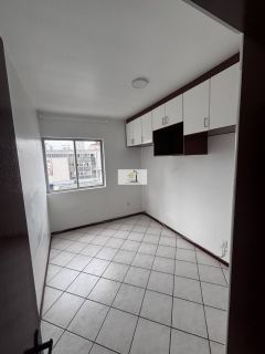 Excelente apartamento no Kobrasol - 2 quartos e ótima localização