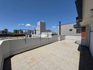 Apartamento à venda 2 Dormitórios no Kobrasol II — Excelente Conservação e Localização