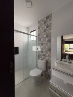 Sobrado à Venda no Ipiranga – 3 Dormitórios, Suíte e Amplo Quintal para Viver com Conforto