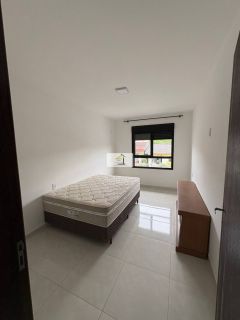 Sobrado à Venda no Ipiranga – 3 Dormitórios, Suíte e Amplo Quintal para Viver com Conforto