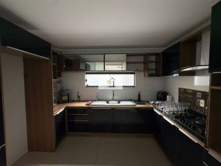 Sobrado à Venda no Ipiranga – 3 Dormitórios, Suíte e Amplo Quintal para Viver com Conforto