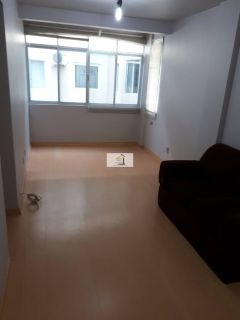 Apartamento Impecável com Garagem em Localização Privilegiada – Pronto para Morar