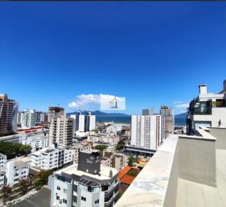 Apartamento à venda com vista para o mar e garagem no Kobrasol – Edifício Arcobaleno