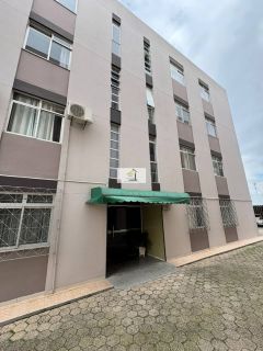 Excelente apartamento de 3 Dormitórios com Garagem na Praia Comprida – São José