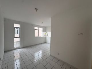 Excelente apartamento de 3 Dormitórios com Garagem na Praia Comprida – São José